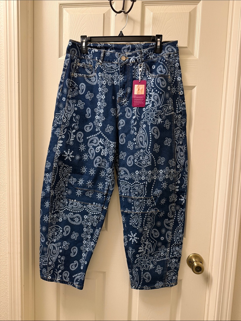 Women's Navy Bandana-Print Cropped Jeans